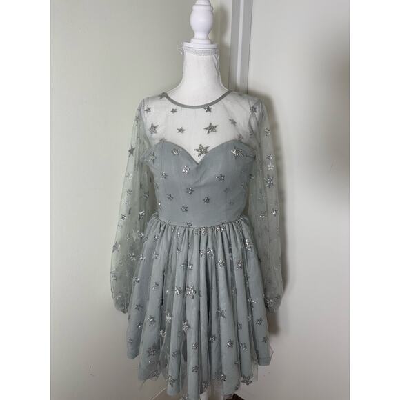 Lirika Matoshi Silver Sequin Star Cocktail Dress Sz XS - Picture 1 of 5